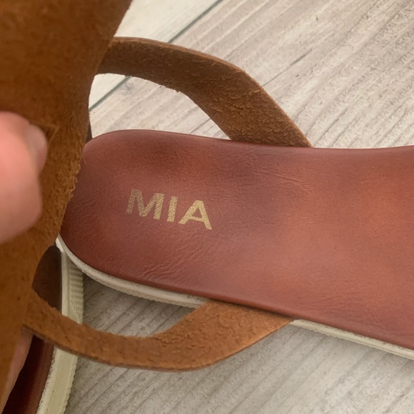MIA Sandal - Picture 7 of 8